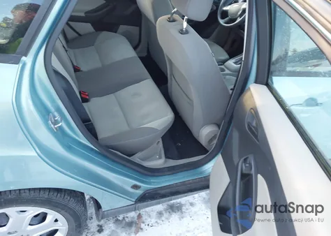 2012 Ford Focus Se z USA, uszkodzony, nr VIN 1FAHP3F28CL268330